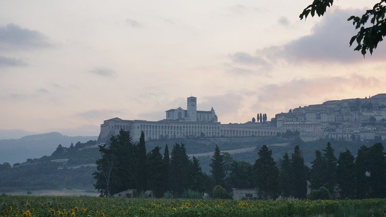 Blick auf Assisi und die Franziskus-Basilika