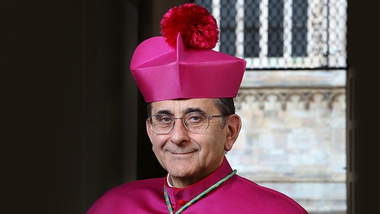 Erzbischof Delpini ruft seine Gemeinde zum Gebet für den Papst auf