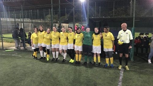Berlin: Frauenfu&szlig;ballteam aus Vatikan verliert erstes Auslandsmatch