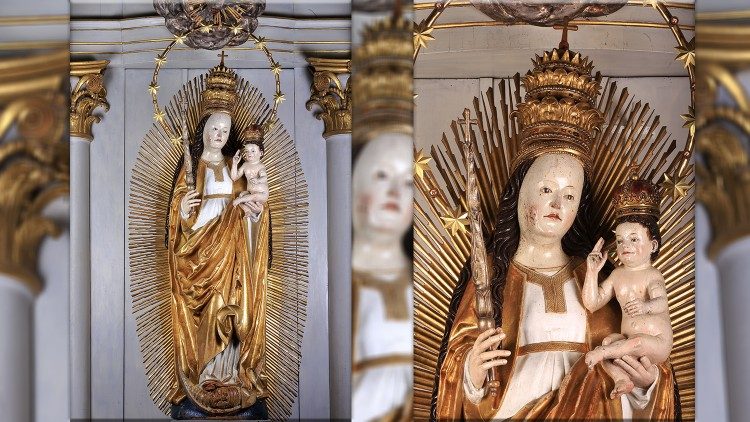 Szűz Mária a figyelmes meghallgatás mintaképe  