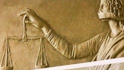 giustizia imbavagliata.JPG