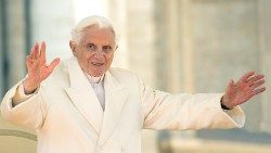 2019.07.13 Papa Emerito Benedetto XVI 02.jpg