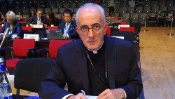 Monsinyo Maurizio Bravi,Mwakilishi wa Kudumu wa Vatican katika Makao ya Shirika la Utalii Duniani(O.M.T.).