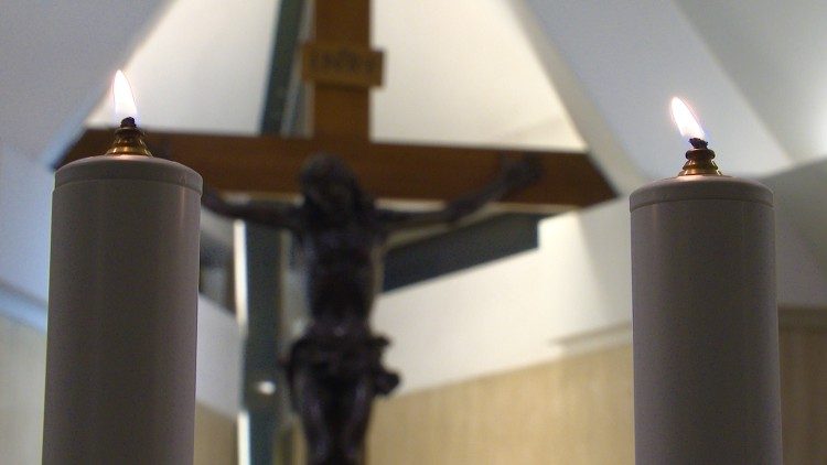 Kruzifix in der Vatikankapelle