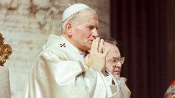 2019.10.22 Incoronazione, 22 ottobre 1978 Messa presieduta da Giovanni Paolo II per l'inizio di Pontificato