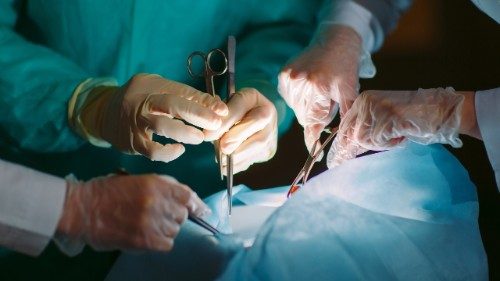 В ватиканской клинике за 6 дней проведено 6 пересадок органов