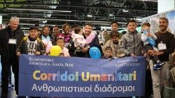 Легальныя мігранты, якія прыбылі ў Еўропу дзякуючы гуманітарным калідорам, створаным дзякуючы дапамозе Sant’Egidio