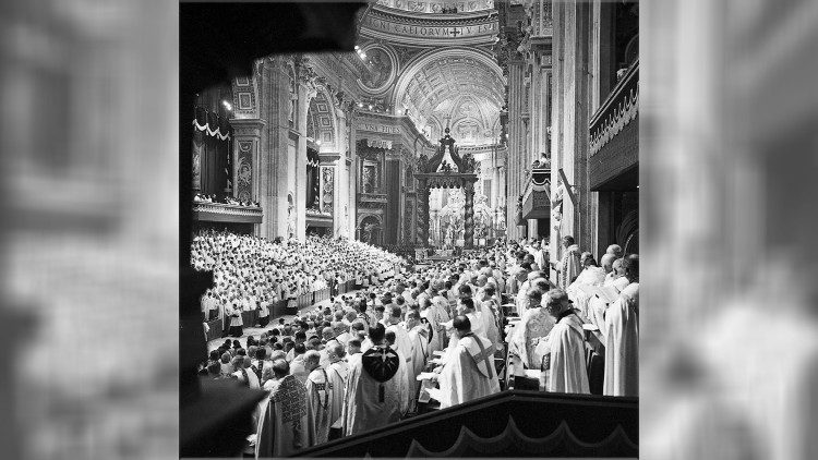 Bishops gathered in St Peter's Basilica during the Second Vatican Ecumenical Council