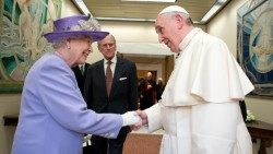 Pave Frans ønsker dronning Elizabeth II tillykke med 70 års regeringsjubilæum. Arkivfoto