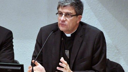Abp de Moulins-Beaufort: Francuzi wyczuwają, że wiara daje wolność