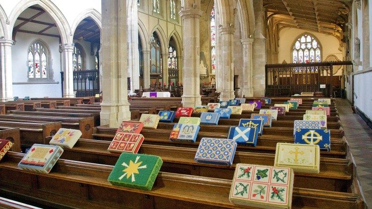 Det er Kirkens inderlige ønske at Guds Ord må nå alle.