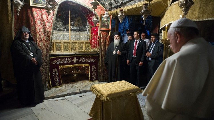 Đức Giáo hoàng Phanxicô viếng hang đá nơi Chúa Giêsu chào đời ở Bêlem (11/09/2020)