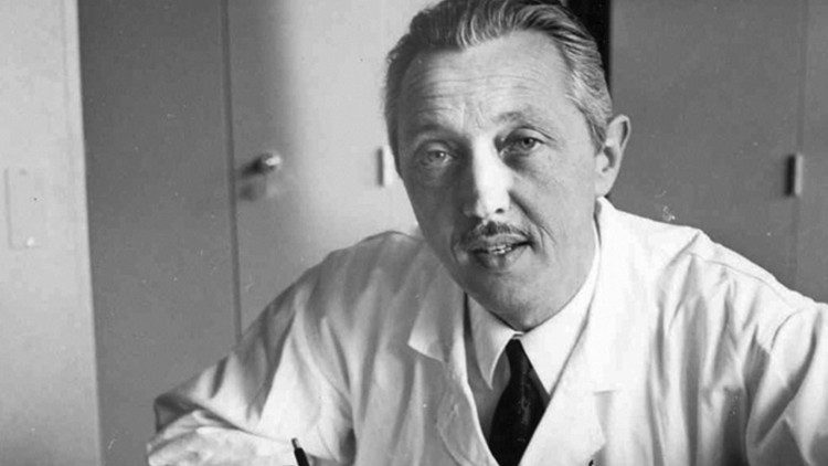 Jérôme Lejeune (1926-1994), médico geneticista francês, primeiro presidente da Pontifícia Academia para a Vida e declarado venerável em 2021