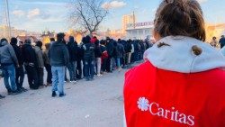 Caritas: celem paktu migracyjnego UE jest zatrzymanie ludzi na granicach