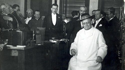 Radio Vaticana, nuovo logo musicale per celebrare i 95 anni di fondazione