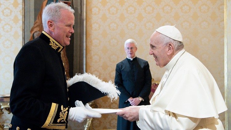 Ambassador Christopher Trott presents his credentials to Pope Francis in September 2021