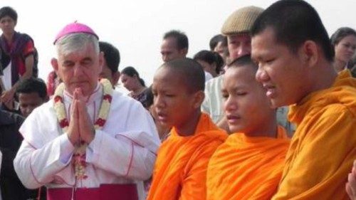 Católicos e Budistas juntos no Tempo da Criação no Camboja