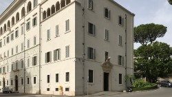 Das Vatikangericht hinter dem Petersdom