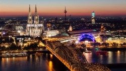Kölner Dom bei Nacht
