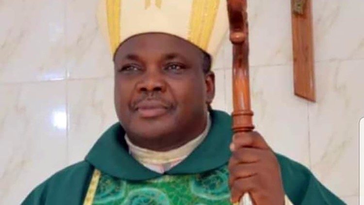 Đức cha Emmanuel Adetoyese Badejo, Giám mục giáo phận Oyo ở Nigeria