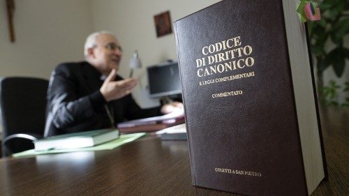 Monseñor Filippo Iannone, Presidente del Consejo Pontificio para los Textos Legislativos
