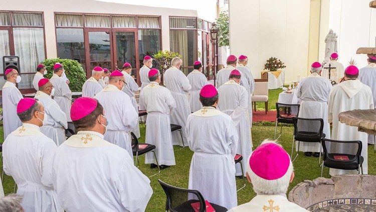 PERU - IPESHKVINJTE - ASAMBLEA 