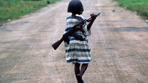 RD Congo: une éducation pour la réhabilitation des enfants soldats