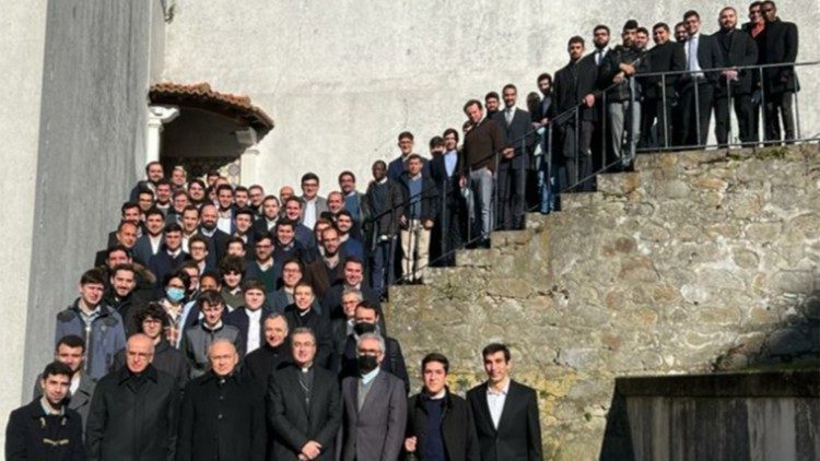 Seminaristas Teólogos na cidade do Porto, em Portugal (foto de arquivo)