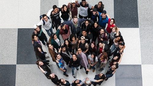 Будьте стойкими в надежде. Папа – молодёжи UNIV