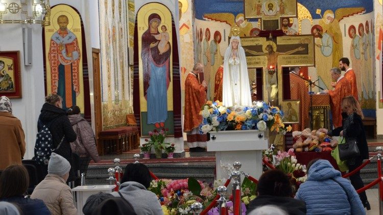 Bikira Maria Malkia wa Amani Utuombee