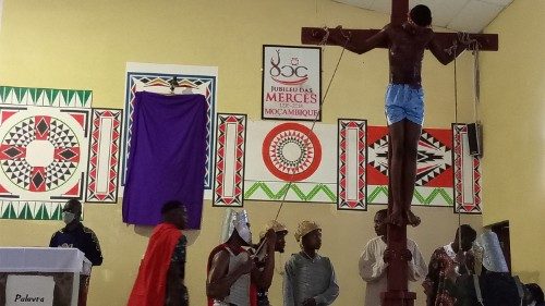 Celebração da Paixão do Senhor na Paróquia Nossa Senhora do Livramento (Maputo, Moçambique)