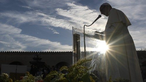 Franziskus beim interreligiösen Friedenstreffen 2016 in Assisi (Archivbild) 