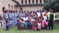 Die Päpstlichen Missionswerke sind weltweit in 150 Ländern vertreten - wie hier im Bistum Lolo in der Demokratischen Republik Kongo