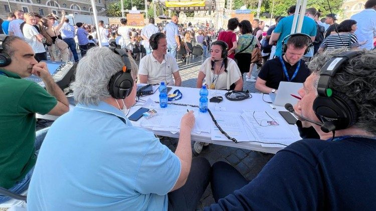 Beim Konzert im vergangenen Jahr war auch die italienische Sektion Radio Vatikan mit Liveschaltungen vor Ort