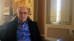 ಪ್ರೊಫೆಸರ್ ಜೋಕಿಮ್ ವಾನ್ ಬ್ರೌನ್