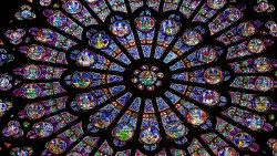 Gotische Rosette der Pariser Kathedrale Notre-Dame