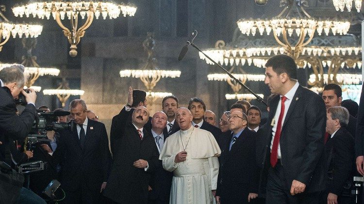 Папата в Синята джамия