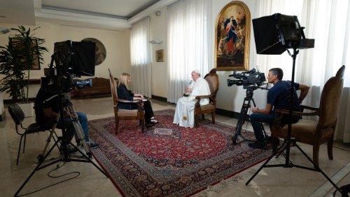 Pope: Communicating with the heart can curb escalation of war