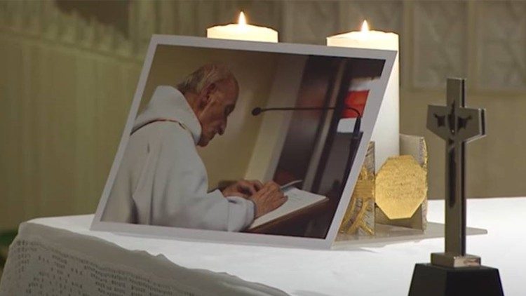 L'immagine di padre Jacques Hamel a Casa Santa Marta, 14 settembre 2016