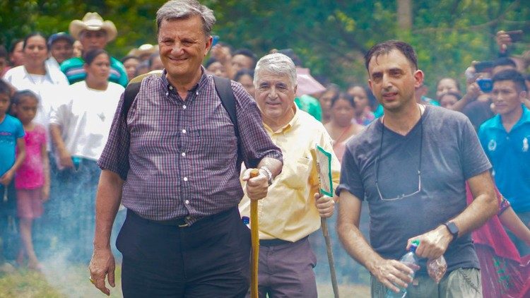 Il cardinale Mario Grech in Guatemala nell'agosto scorso