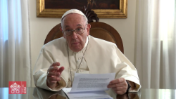 البابا يوجه رسالة فيديو لمناسبة اليوم الدولي الثالث للأخوة الإنسانية