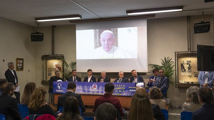 La presentazione della Partita per la pace nella sala Marconi della Radio Vaticana
