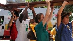 2022.09.29 Símbolos JMJ na diocese de Vila Real (Portugal) - 