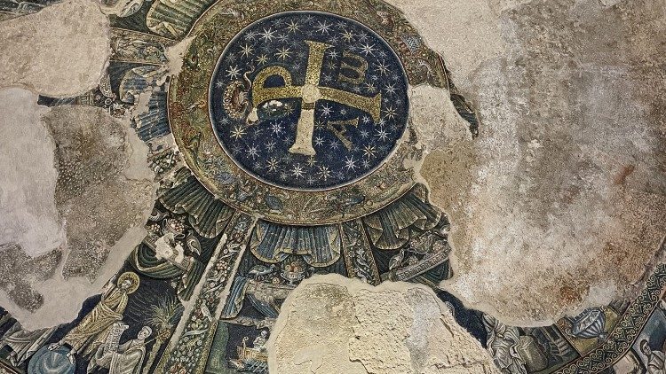 2022.10.27 Napoli, i mosaici del Battistero di San Giovanni in Fonte