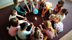 Auch 2022 haben Kinder den Rosenkranz für Frieden gebetet (Bild: Kirche in Not Polen)