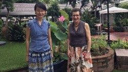 La prof. ssa Susan Pascoe e la dott.ssa Christina Kheng, membri della Commissione per la metodologia del Sinodo