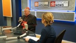 Kardinal Hollerich 2022 bei einem Besuch in unserem Studio