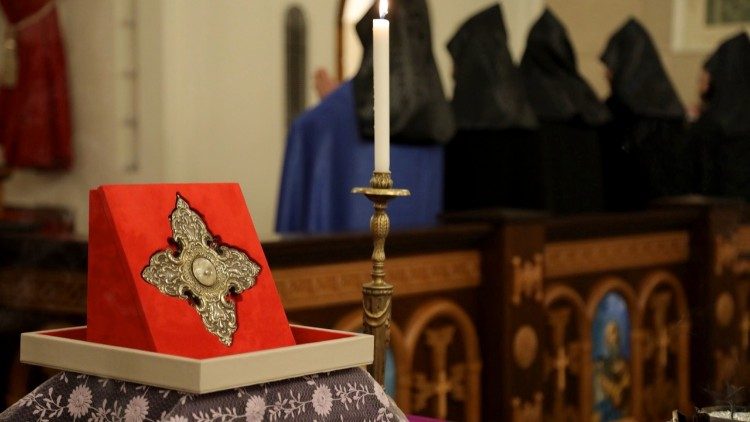 2022.12.17 Reliquie di San Giacomo nella Chiesa Armena di Antelias