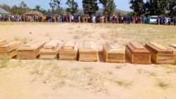 Il funerale dei cristiani uccisi a Kafanchan, in Nigeria