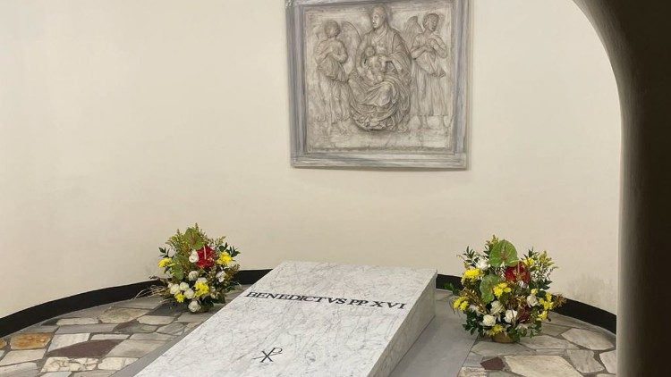 Grabstätte von Benedikt XVI. unter dem Petersdom